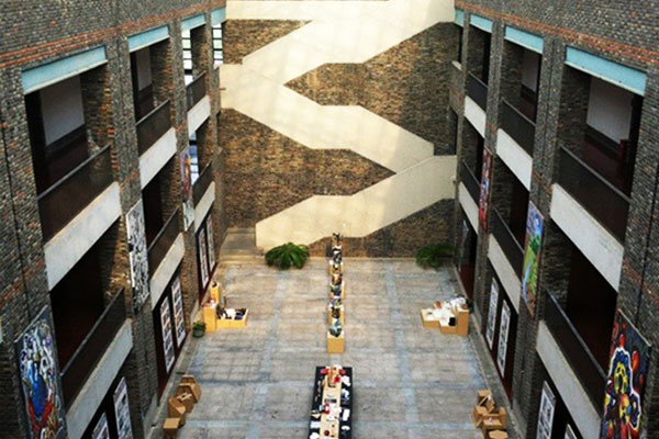 江漢大學(xué)設(shè)計學(xué)院